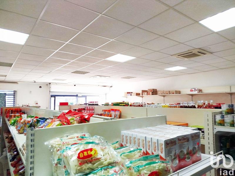 Local commercial - 97 m²