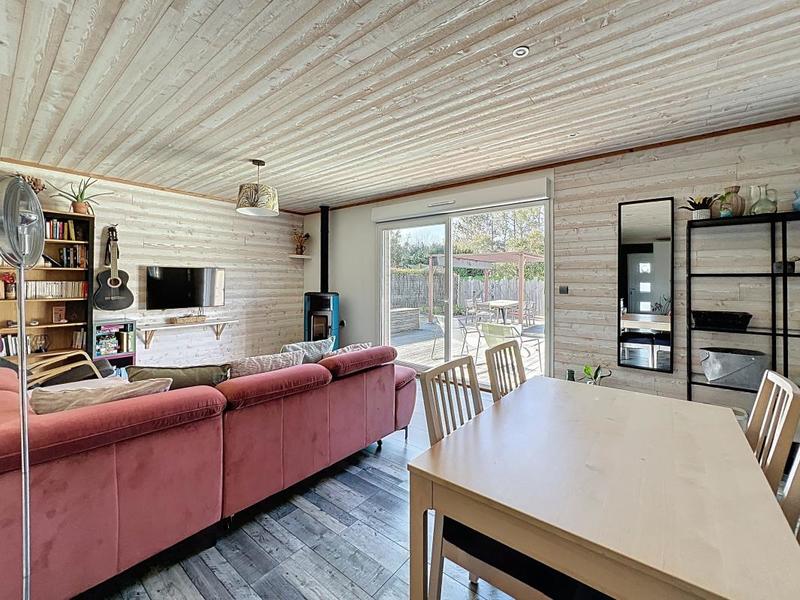 Maison - 101 m² - 4 pièces