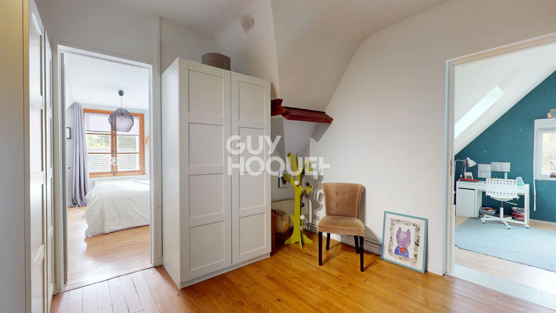 Maison - 95 m² - 5 pièces