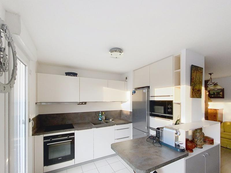 Appartement - 76 m² - 4 pièces