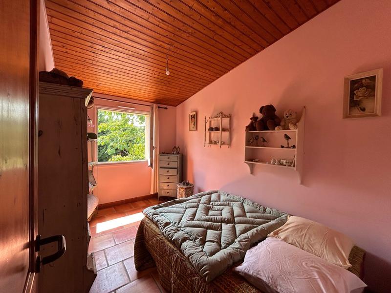 Maison - 182 m² - 10 pièces