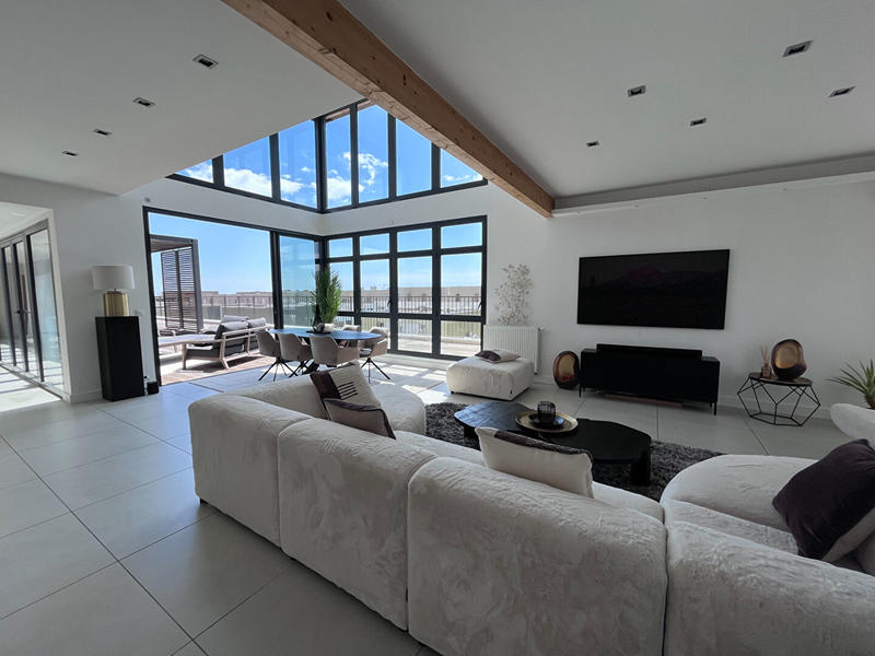 Appartement - 162 m² - 5 pièces