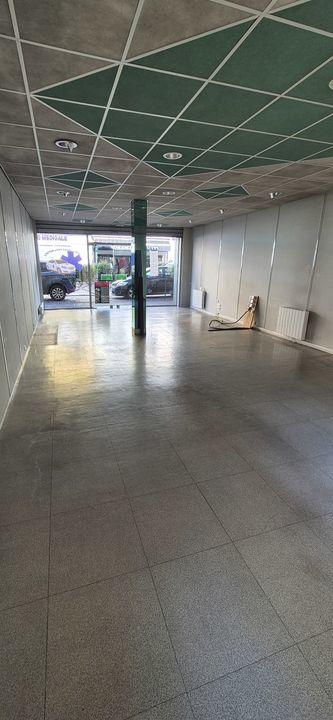 Local commercial - 63 m² - 1 pièce