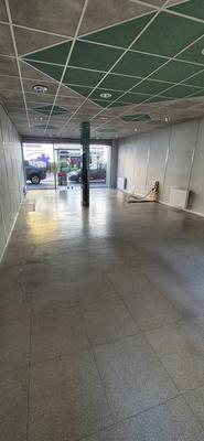 Local commercial - 63 m² - 1 pièce