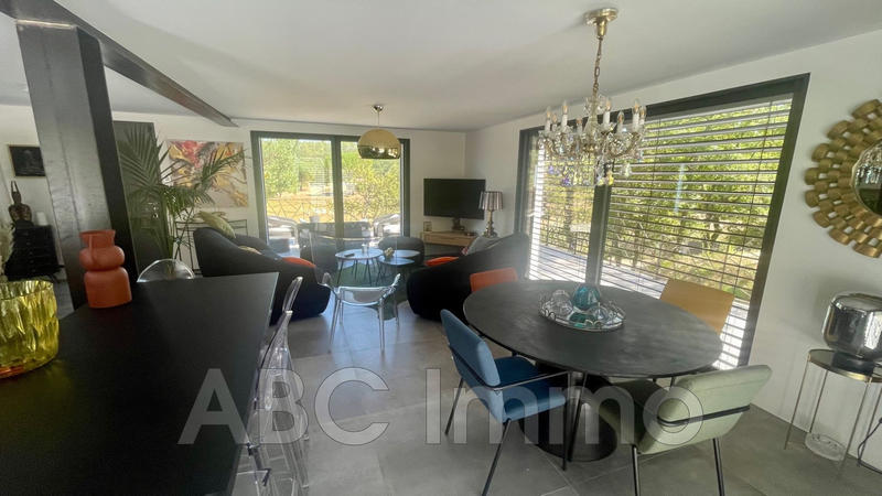 Villa - 110 m² - 4 pièces