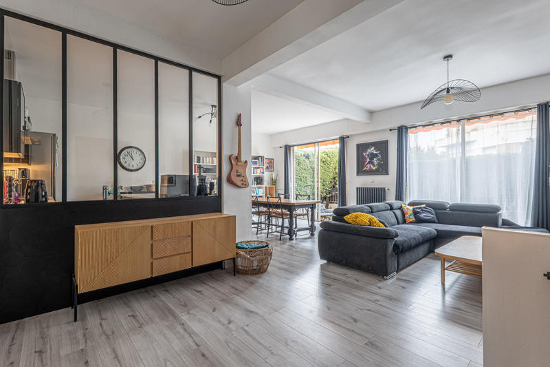 Appartement - 82 m² - 3 pièces