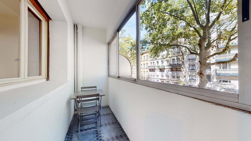 Appartement - 112 m² - 6 pièces