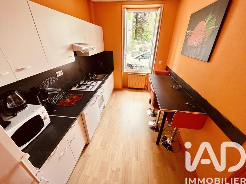 Maison - 368 m² - 15 pièces