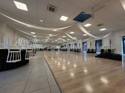 Local commercial - 473 m²