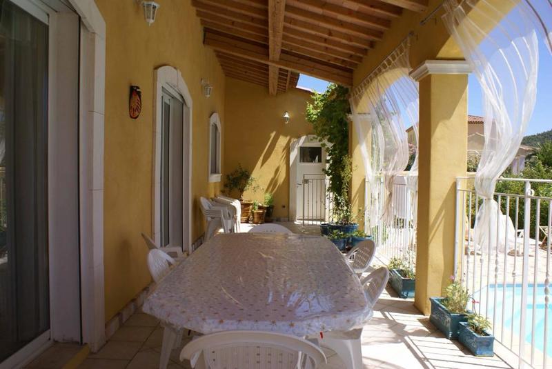 Maison contemporaine - 130 m² - 4 pièces