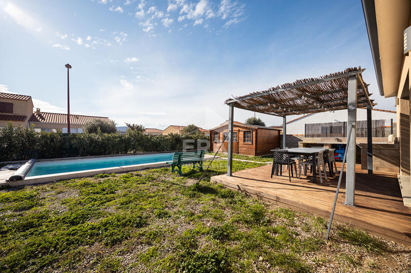 Maison - 122 m² - 6 pièces