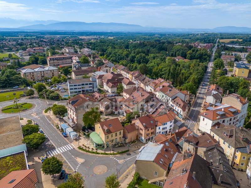 Maison de ville - 260 m² - 10 pièces