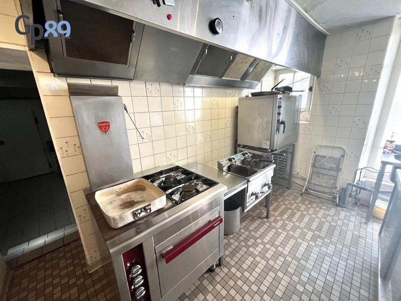 Fonds de commerce - Magasins - 375 m²