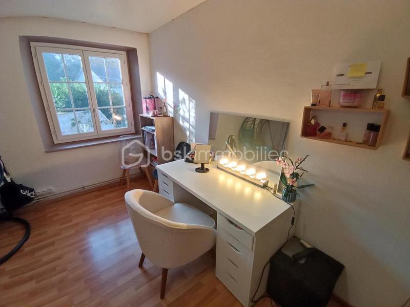 Maison - 230 m² - 6 pièces