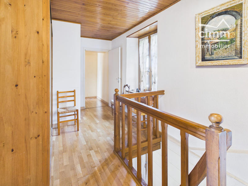 Maison - 140 m² - 5 pièces