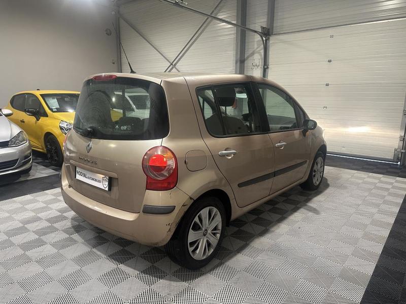 Renault Modus 1.5 dCi 82 cv