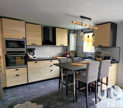 Appartement - 88 m² - 5 pièces