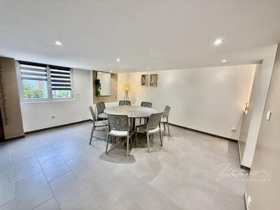 Appartement - 89 m² - 3 pièces