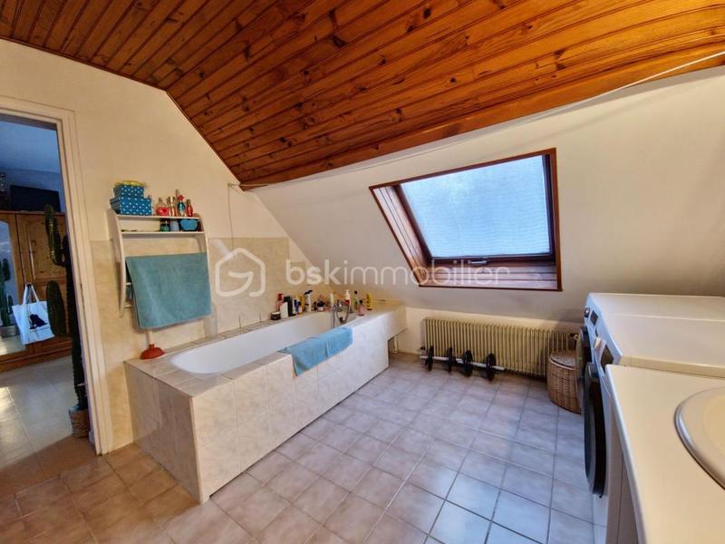 Maison - 127 m² - 6 pièces