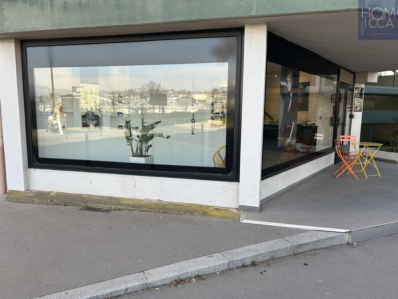Fonds de commerce - Magasins - 50 m²