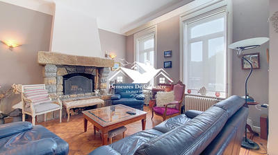 Maison - 399 m² - 14 pièces