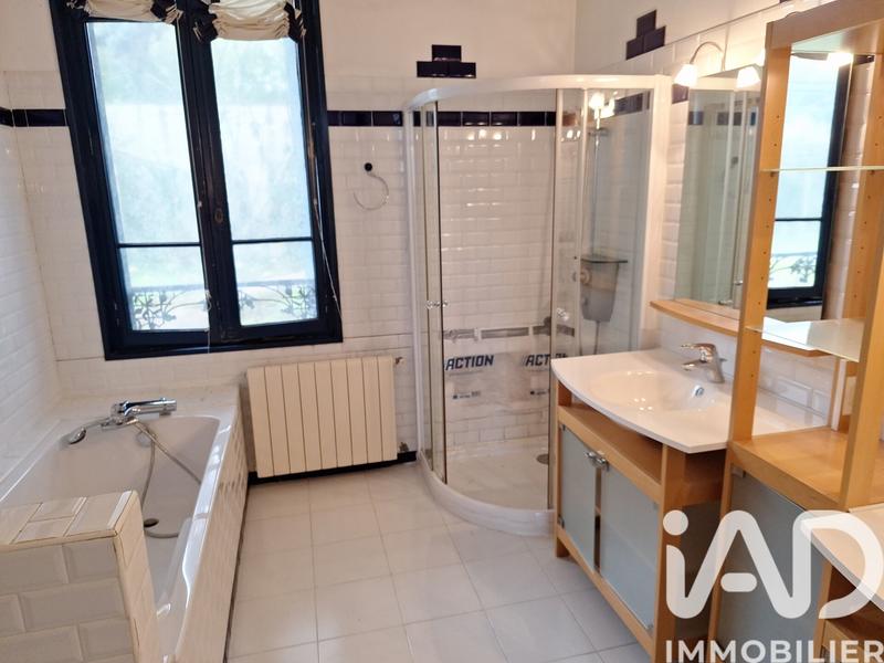 Maison - 98 m² - 4 pièces