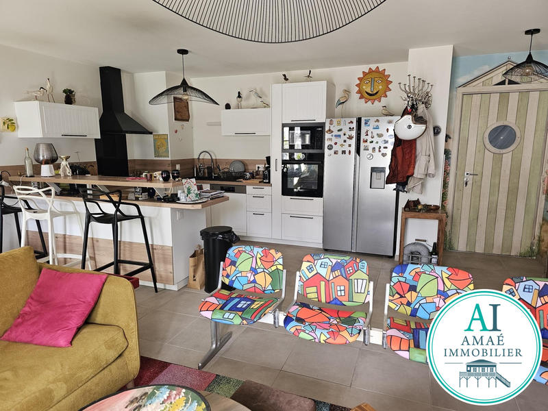 Appartement - 65 m² - 2 pièces