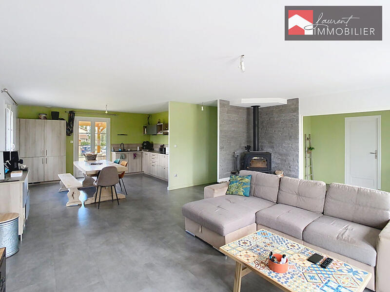 Maison - 105 m² - 4 pièces