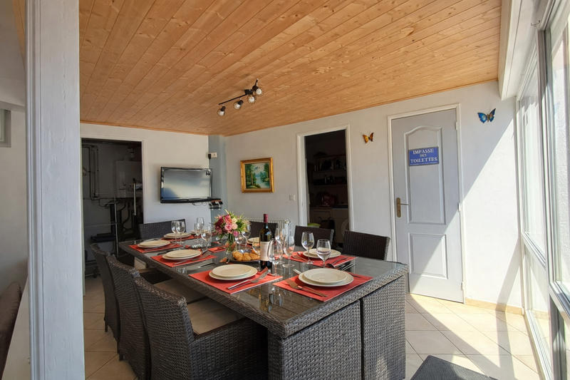 Maison - 229 m² - 11 pièces