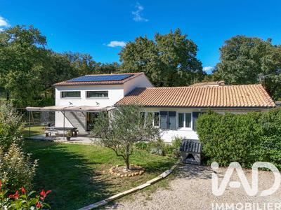 Maison - 166 m² - 6 pièces