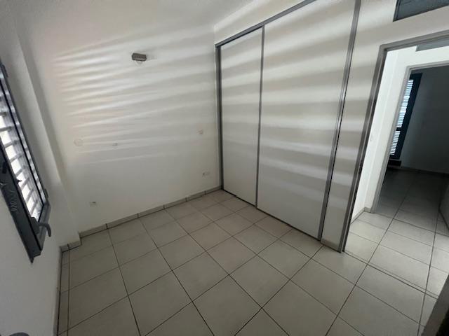 Appartement ancien - 96 m² - 4 pièces