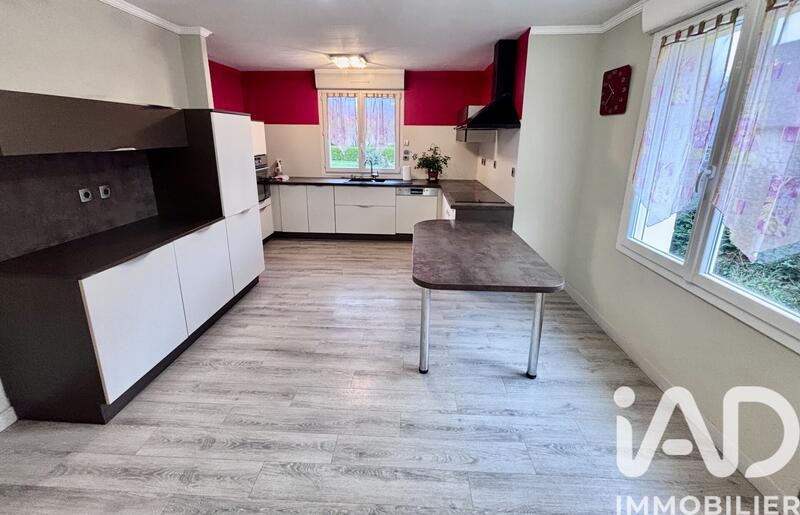 Maison - 140 m² - 6 pièces