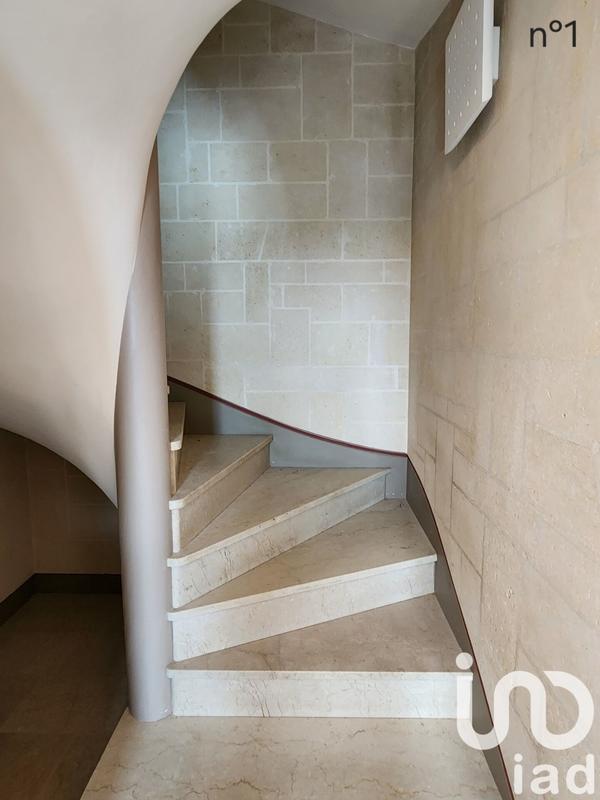 Maison - 400 m² - 10 pièces