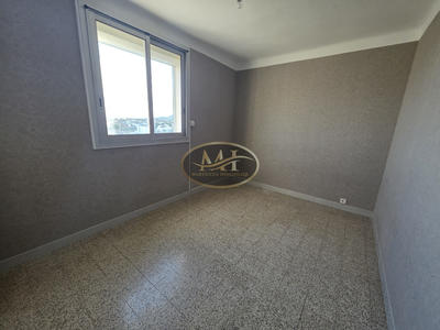 Appartement - 67 m² - 4 pièces