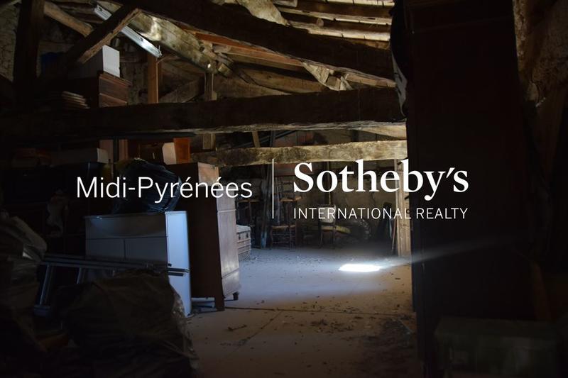 Château - 555 m² - 10 pièces