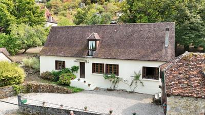 Maison - 110 m² - 7 pièces