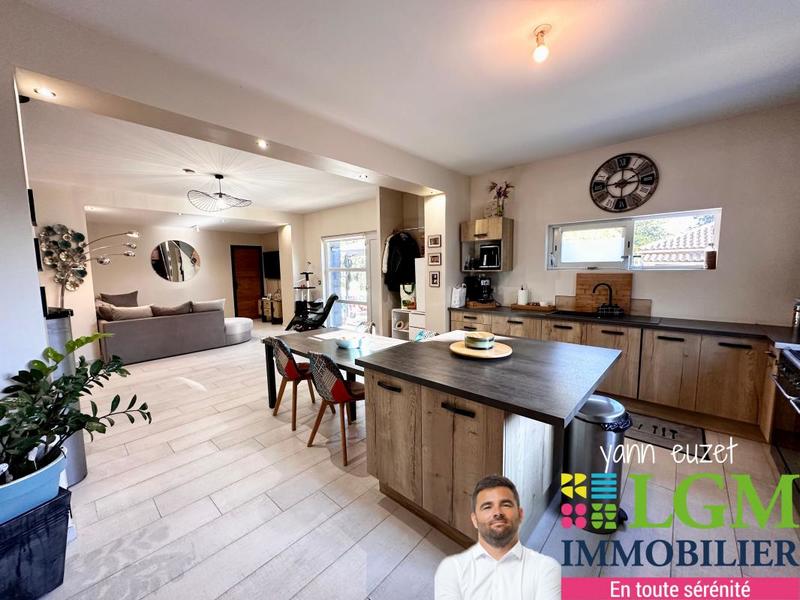 Maison - 105 m² - 4 pièces