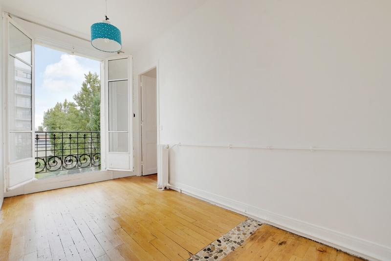 Appartement - 96 m² - 5 pièces