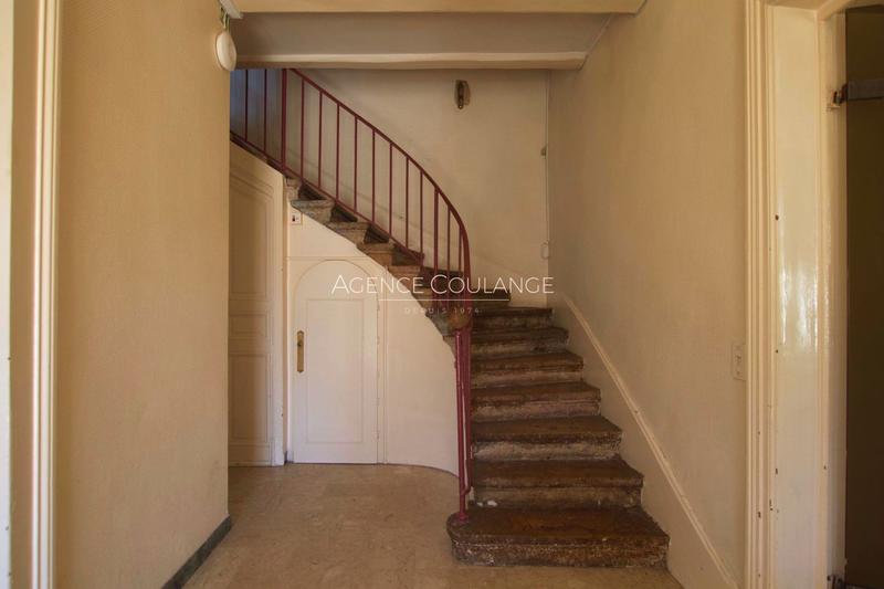 Maison - 244 m² - 8 pièces