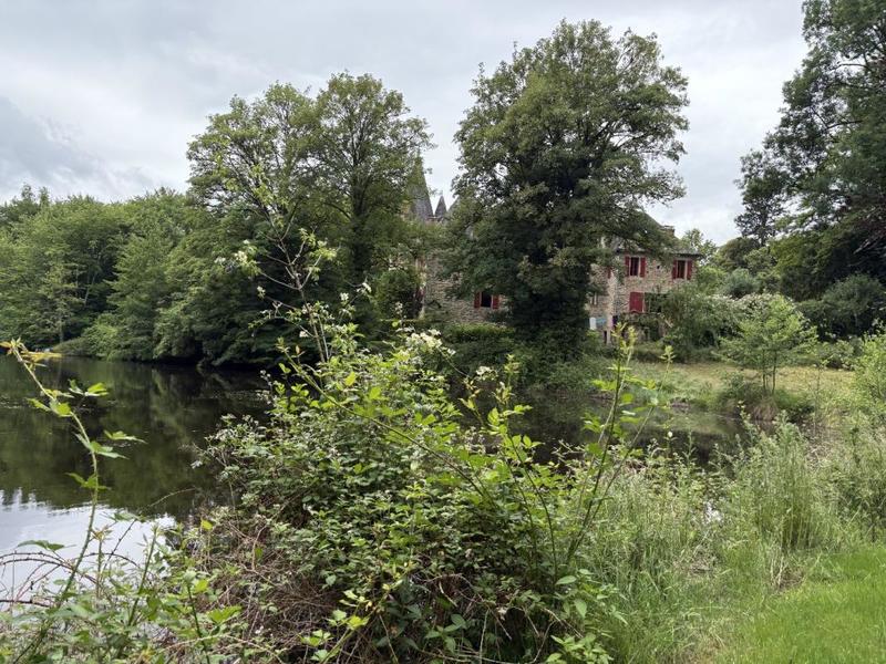 Château - 512 m² - 15 pièces