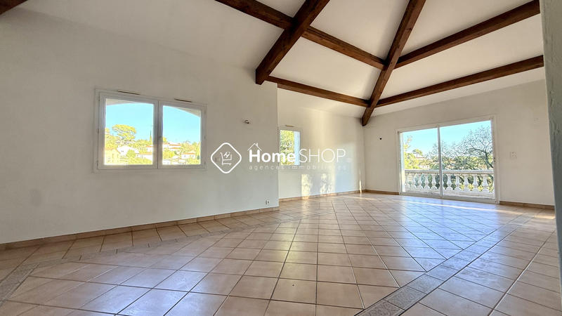 Villa - 143 m² - 5 pièces