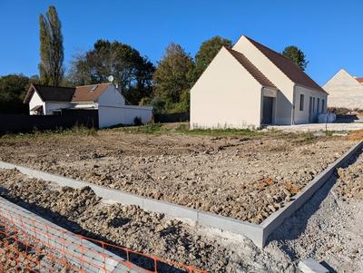 Terrain constructible - 305 m²