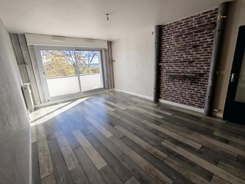 Appartement - 84 m² - 4 pièces