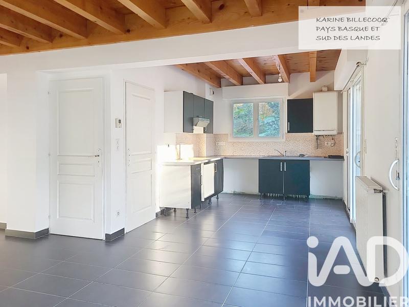 Maison - 82 m² - 4 pièces