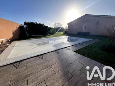 Maison - 99 m² - 5 pièces