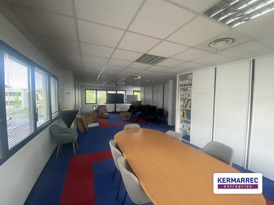 Bureau - 344 m²