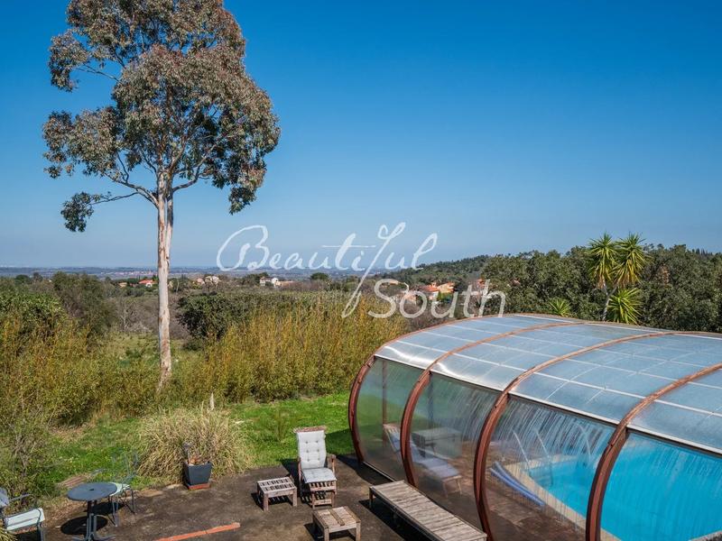 Villa - 263 m² - 5 pièces