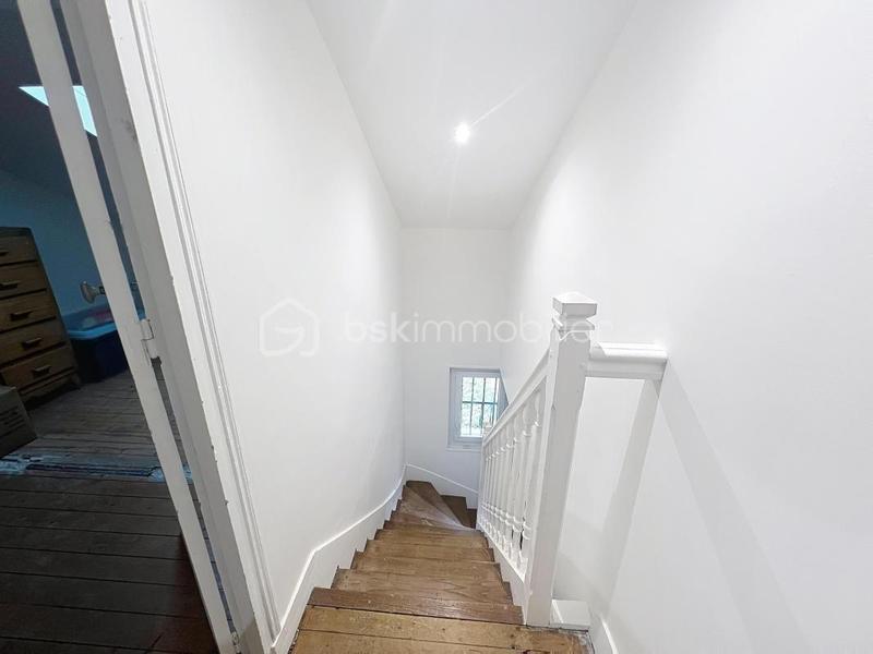 Maison - 84 m² - 5 pièces