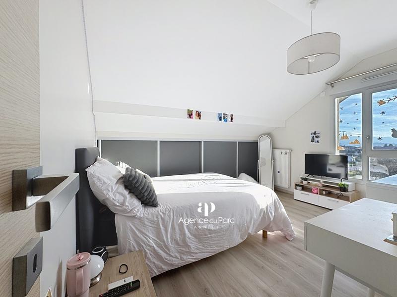 Appartement - 92 m² - 4 pièces