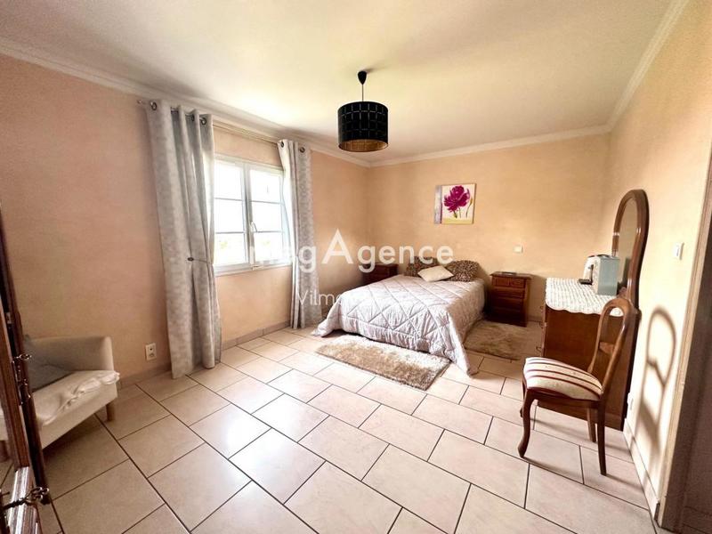 Maison - 192 m² - 7 pièces